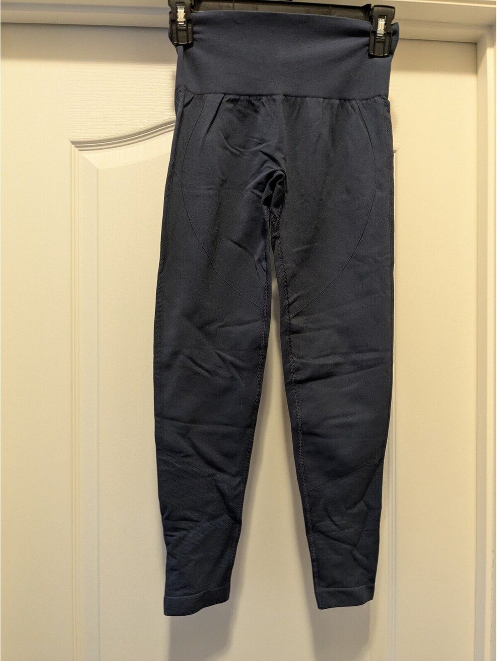 🆕 NWT Halara Navy Seamless Scrunch Butt Leggings M 7/8 High Waisted Yoga Pants